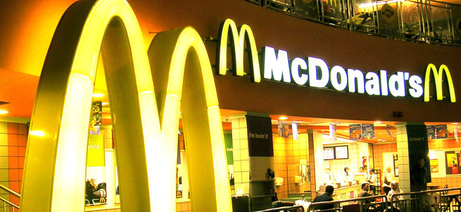 İran'dan Amerikalı fast food zincirlerine faaliyet izni