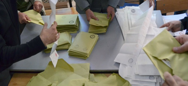 AK Parti'nin İstanbul'da CHP'den aldığı ilçeler