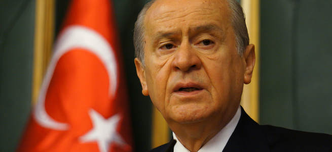MHP'de Bahçeli'nin koltuğuna 3 aday var