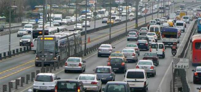 İstanbul trafiğine esnek mesai çözümü