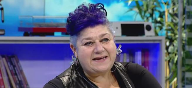 Serra Yılmaz'dan Türklere hakaret!