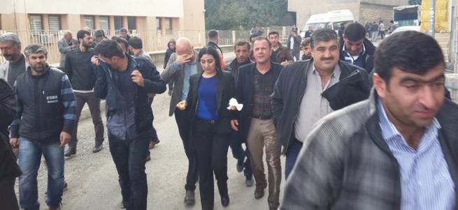 Figen Yüksekdağ sırılsıklam oldu