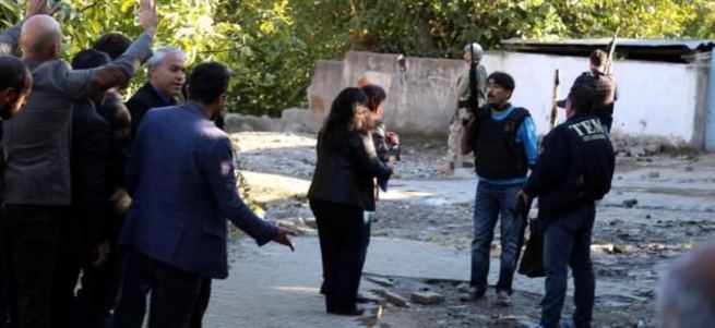 Figen Yüksekdağ: Öldürün beni şerefsizler