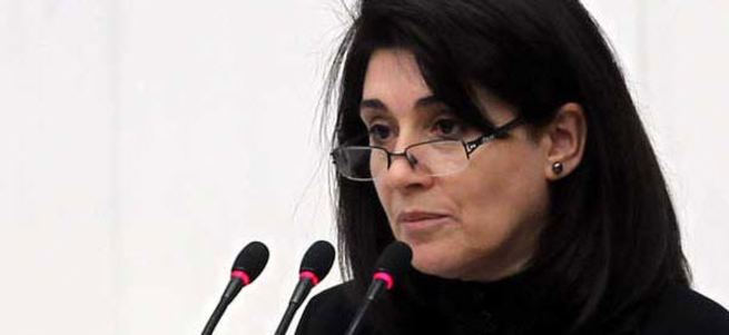 Köprünün altından çok sular geçti Leyla Hanım