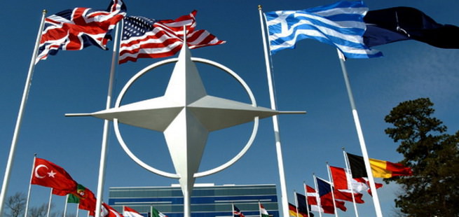 NATO, Karadağ'ı üye almaya çağırdı