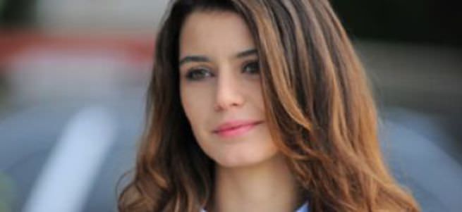Beren Saat yüzüğü çıkardı