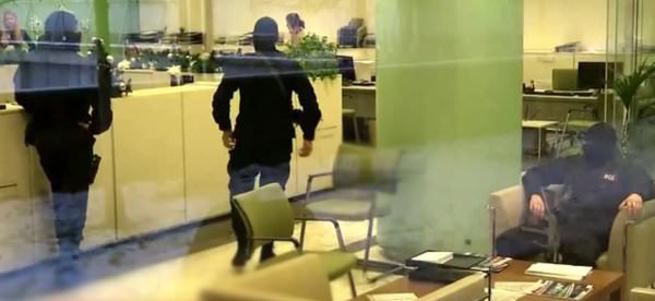 Rusya'da Garanti Bankası'na polis baskını