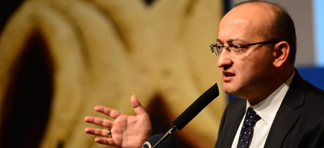 Akdoğan:Zalimlere One Minute