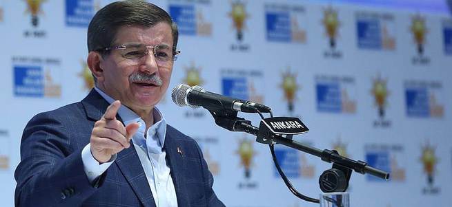 Başbakan Davutoğlu: Dünya beşten, Diyarbakır hendekten büyüktür