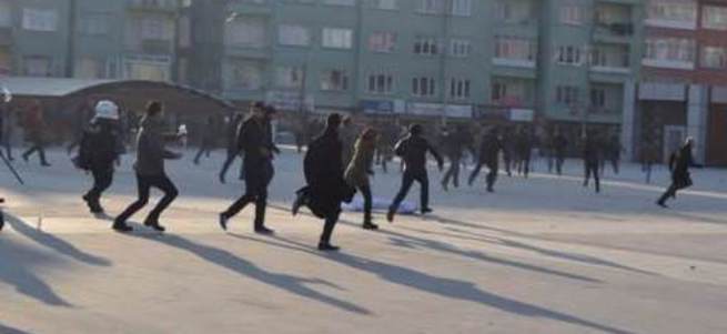 Niğdeliler HDP'lileri böyle kovaladı