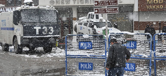 Sur'da terör saldırısı: 1 polis şehit
