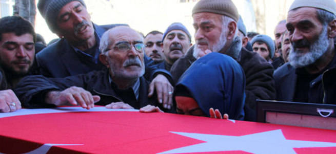 Şehit polis gözyaşlarıyla uğurlandı