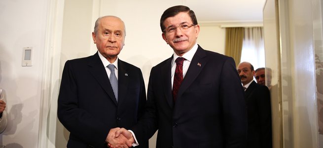 Davutoğlu - Bahçeli görüşmesi başladı!