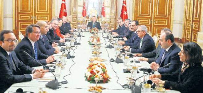 Başkanlık için düğmeye basılıyor