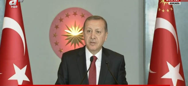 Cumhurbaşkanı Erdoğan'dan sözde aydınlara sert tepki