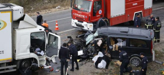 Antalya’da feci kaza