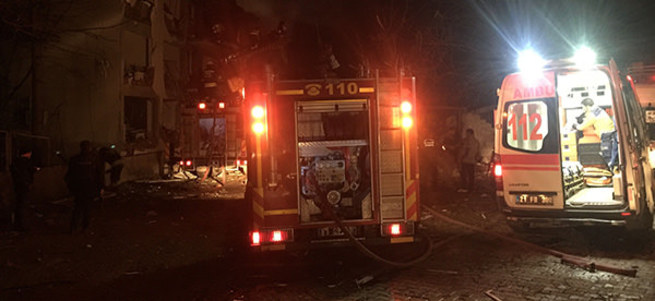 Diyarbakır'da terör saldırısı: 6 ölü, 38 yaralı