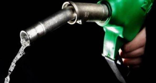 Katar da benzine yüzde 35 zam yaptı