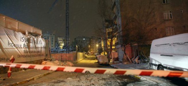 İstanbul'da göçük paniği, 7 bina boşaltıldı
