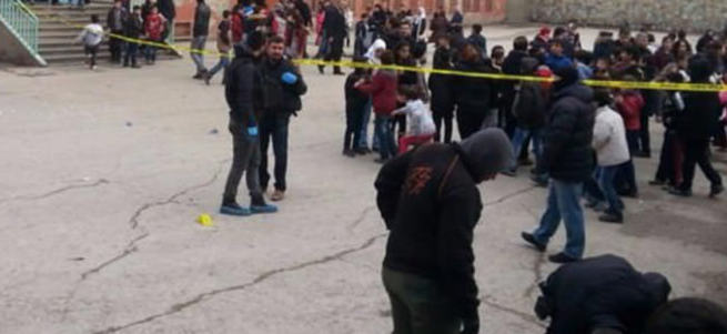 Diyarbakır'da okula patlayıcı atıldı: 5 çocuk yaralı