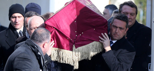 Mustafa Koç son yolculuğuna uğurlanıyor