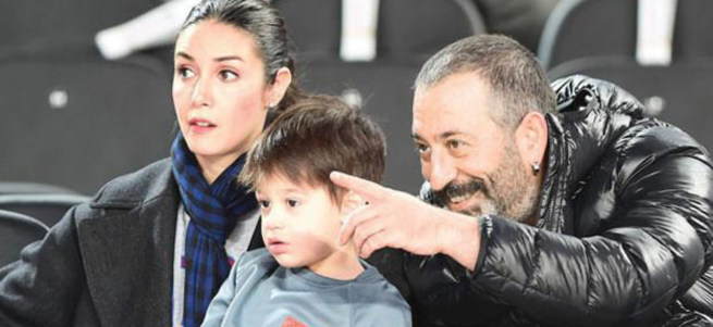 Cem Yılmaz ve Ozan Güven eski eşleriyle tatile çıktı
