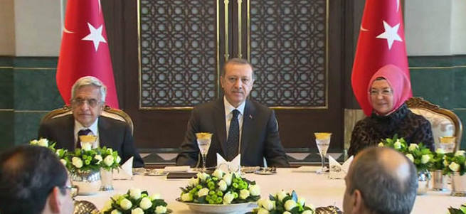 Hüseyin Hatemi: Fetullahçı örgüt Erdoğan ile aramı açamaz