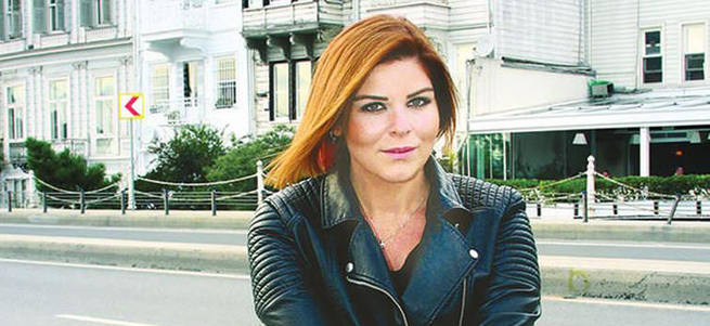 Pelin Öztekin ekranlara geri dönüyor