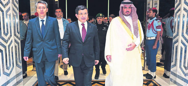 PYD katil Esad'ın yanına otursun
