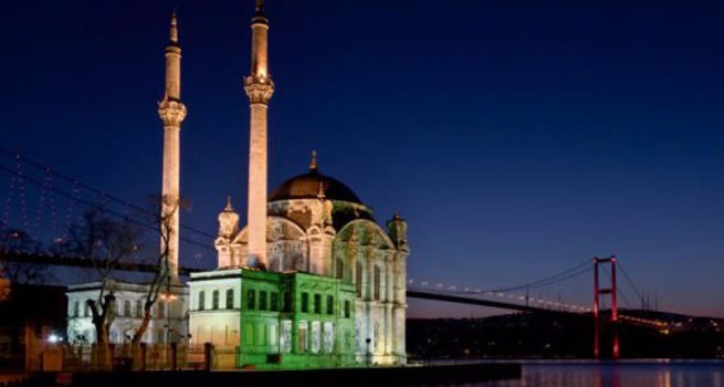 İstanbul'a Cuma salâsı müjdesi