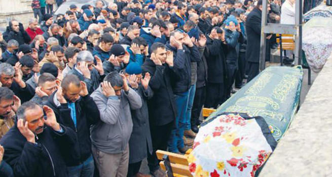 ‘Karınla evleneceğim’ sözü çılgına çevirdi, katliam yaptı!