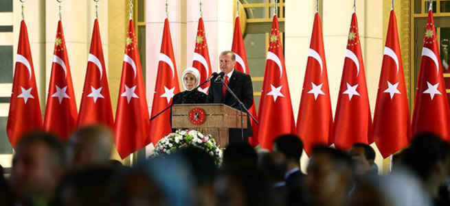 Cumhurbaşkanı Erdoğan sigarayı bırakanları ağırlayacak