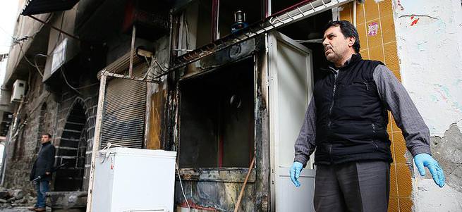 Terör saldırılarının izlerini silmeye çalışıyorlar