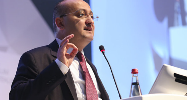 Akdoğan: Türkiye'ye insanlık dersi vermek kimsenin haddine değil