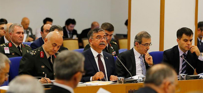 İsmet Yılmaz: Türk askeri Suriye'ye girmedi