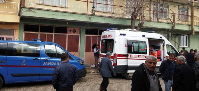 Babaannesini bıçaklayarak öldürdü