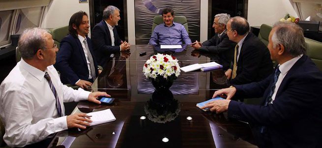 Davutoğlu'ndan önemli açıklamalar