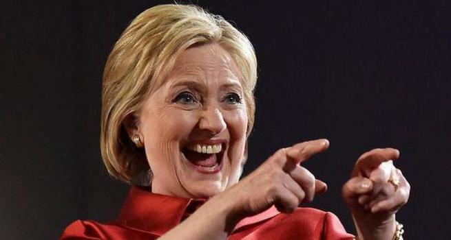 Clinton ve Trump'tan önemli zafer
