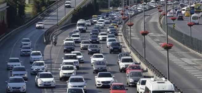 İstanbul'da bugün bazı yollar trafiğe kapatılacak