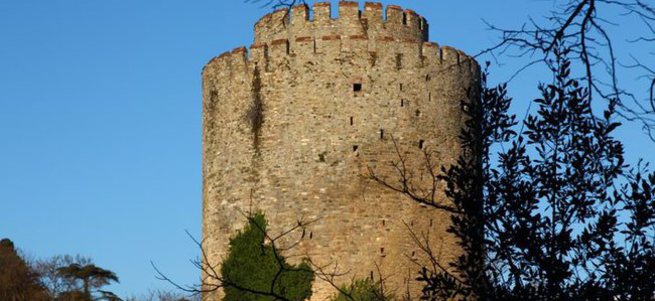 Boğaziçi Üniversitesi şehitlerimizin kemiklerini sızlattı