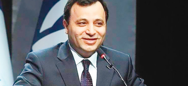 Bu ne çelişki Zühtü başkan?