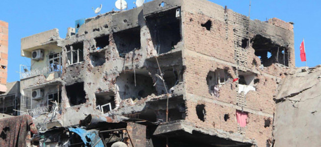 PKK’ya ses çıkarmayıp devleti suçladılar! İşte eseriniz