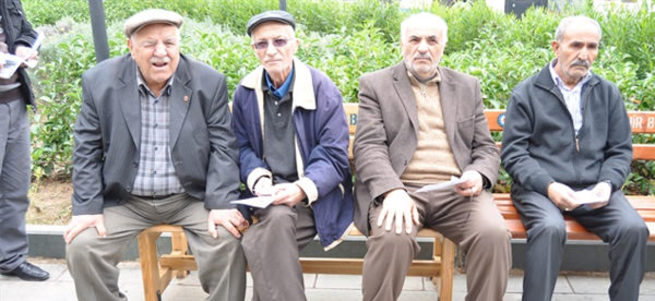 Emekliye yüzde 100 zam
