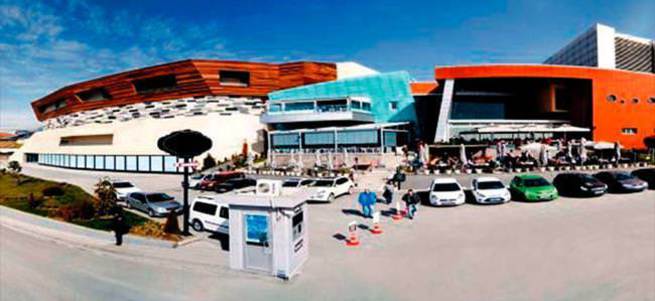 AVM'de güç birliği masrafları azalttı