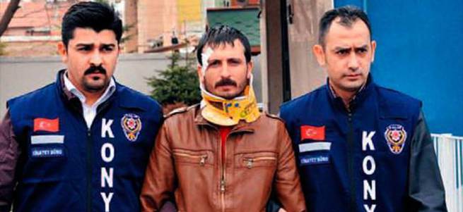 Tırnak arasındaki çamur yakalattı