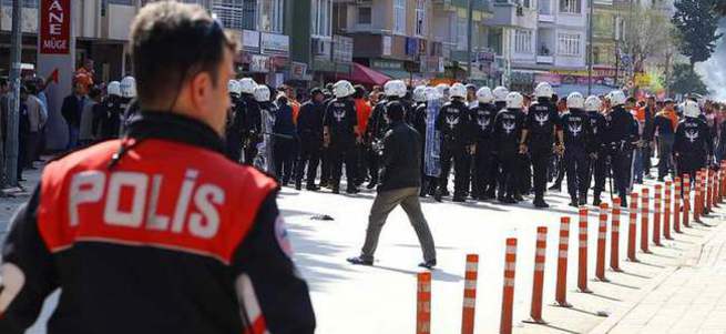 Adana derbisinde olay