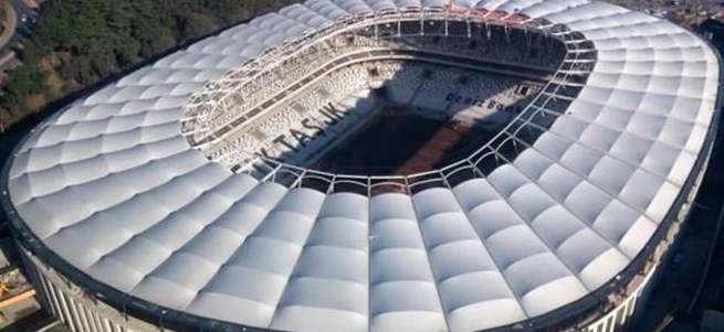 Arena'ya çifte açılış