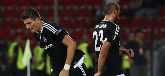 Kimi oynatsa diğerine yazık