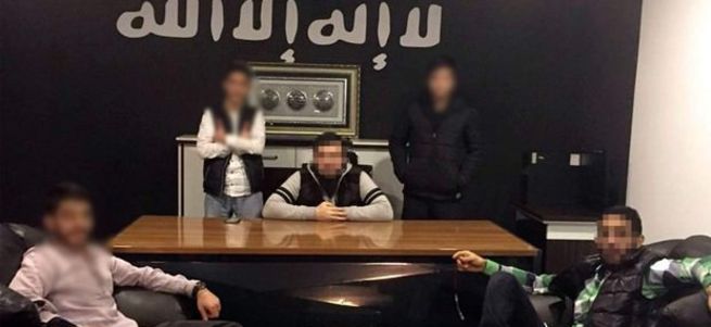 Şehremini Gençlik ve Uyuşturucuyla Mücadele Derneği'ne baskın