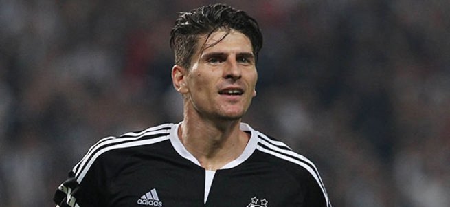 Süper Mario Avrupa’yı sallıyor